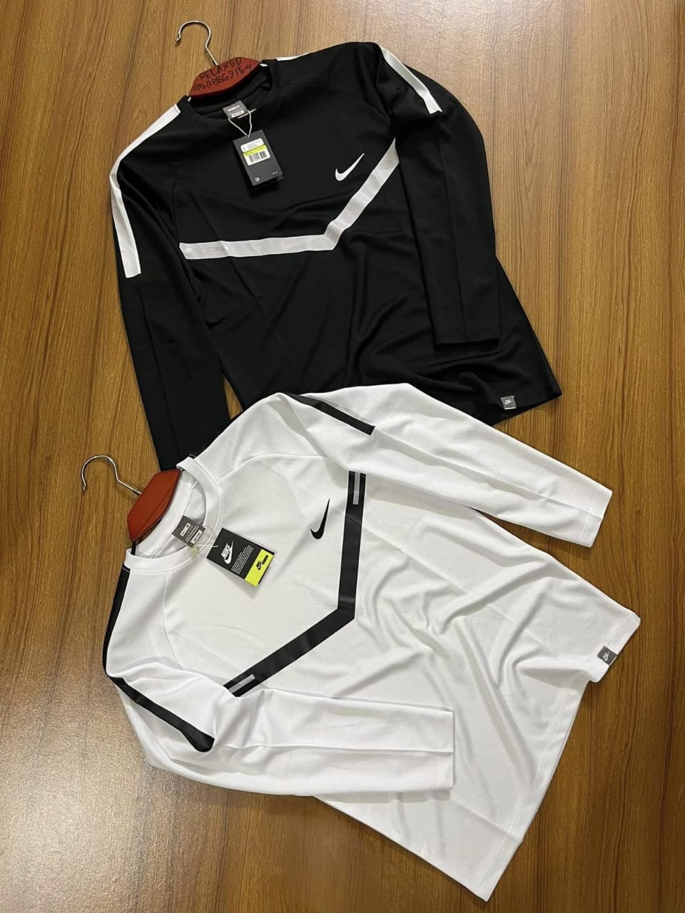 104 FULL SLEEVE 2 PICS COMBO Black/White